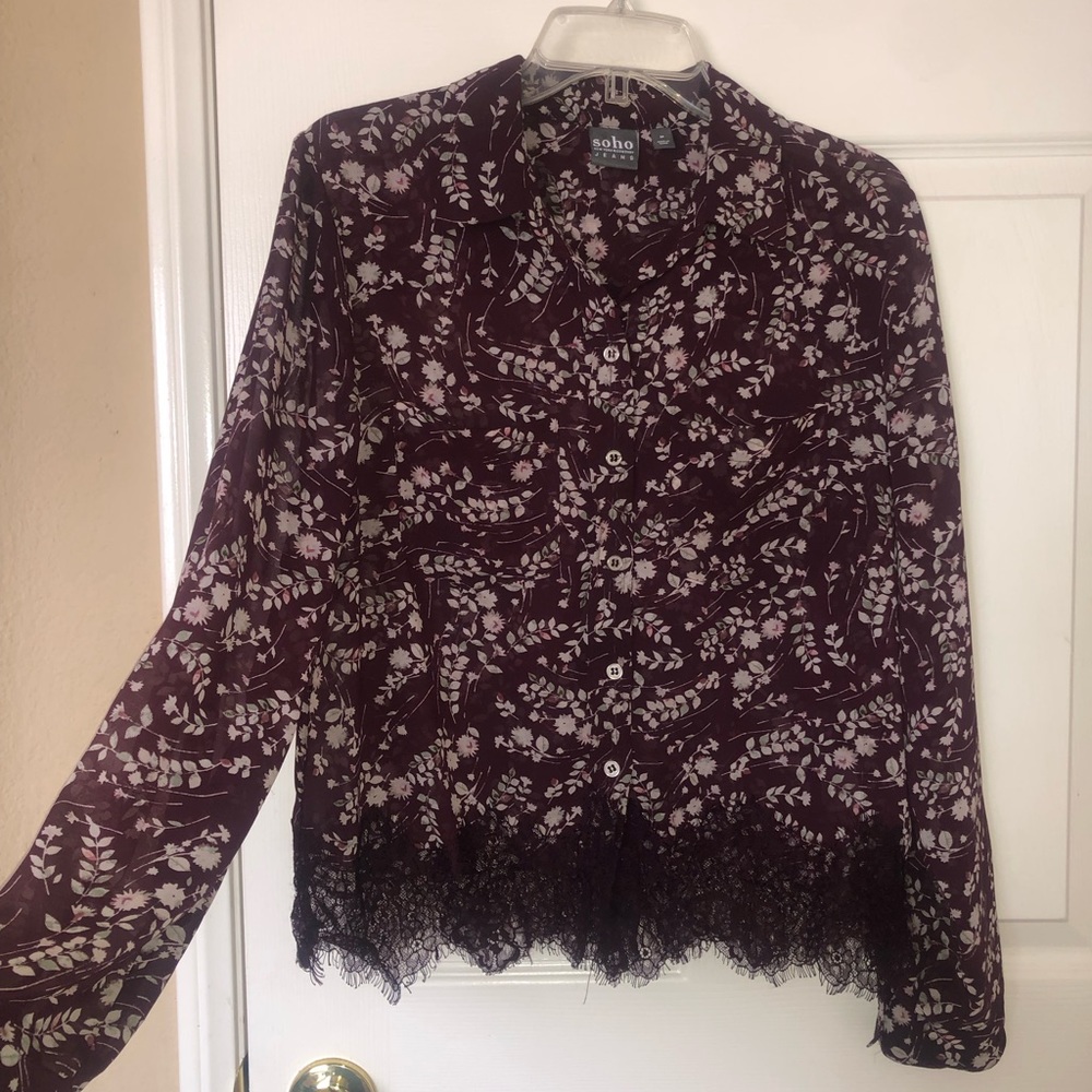 New York and company sheer floral blouse